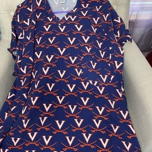 UVA Scrub Top XL